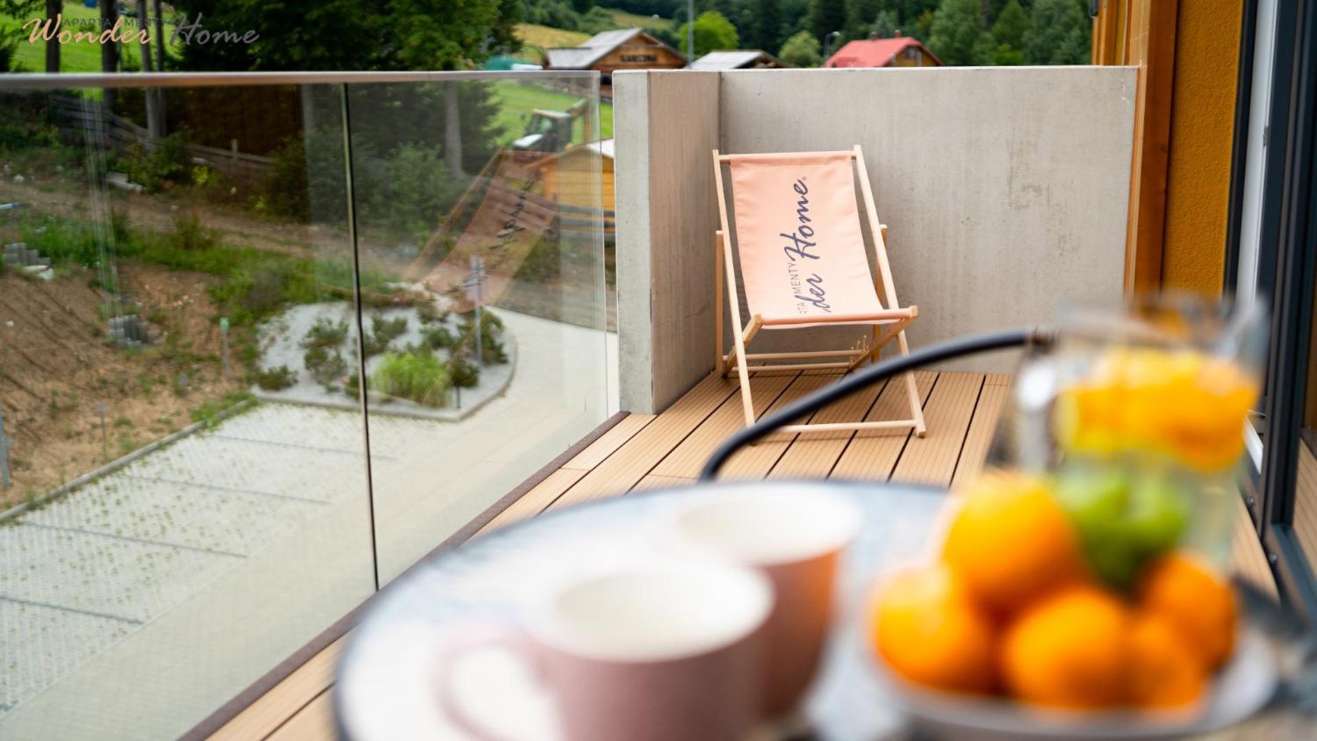 Wonder Hillside Tuz: Mountain View With Playground Apartment
